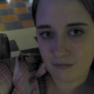 Meet your Posher, Adrianne