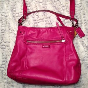 😍💗💖Authentic Hot Pink Coach Purse!! 💗💖😍