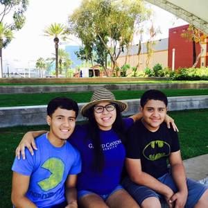 Meet your Posher, Mayra