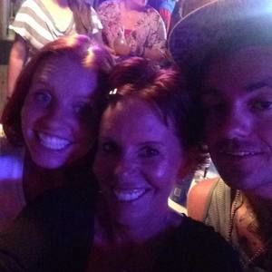 Meet your Posher, Danielle