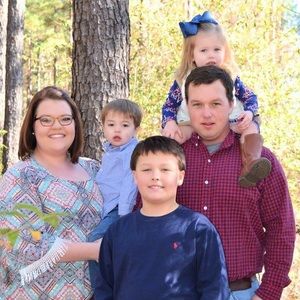 Meet your Posher, Devin