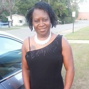 Meet your Posher, Yolanda