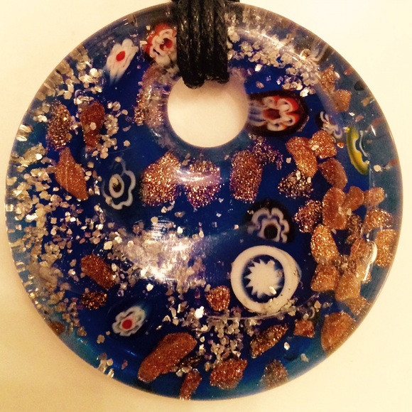 Idoia by Ercole Moretti Glass Jewelry Pendant. - Picture 3 of 4