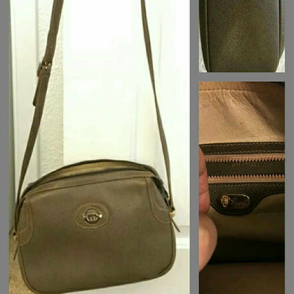 SOLD, SOLD -RARE VINTAGE GUCCI CHOCOLATE CROSS BODY in GREAT CONDITION! - Picture 3 of 3