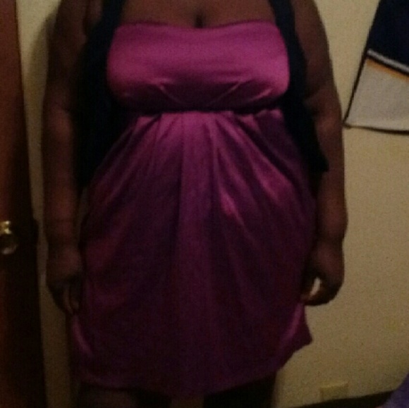 Beautiful 1x Semi Formal Midi Dress