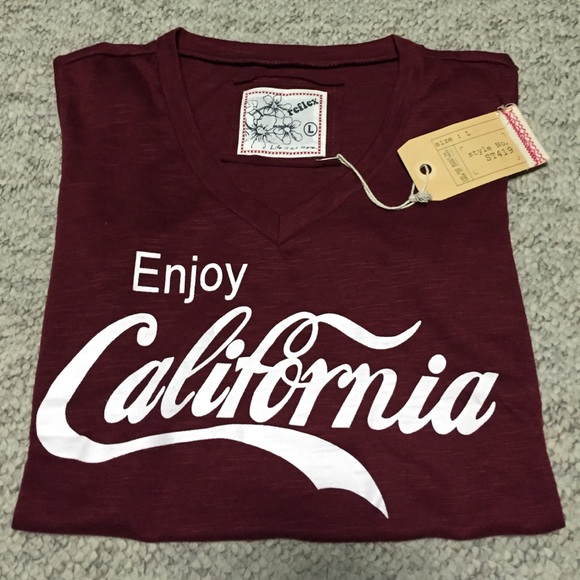 NWT enjoy California Coca-Cola style maroon tshirt