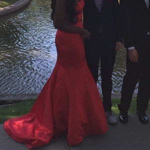 Sherri Hill Prom Dress