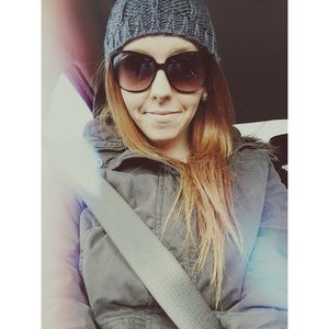 Meet your Posher, Josie