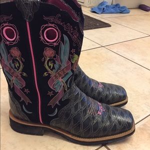 Women's Ariat boots