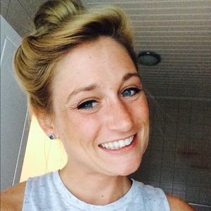 Meet your Posher, Bridgette