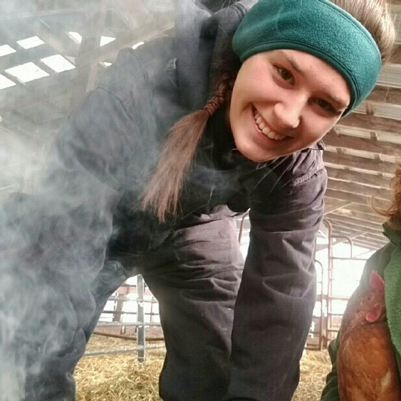 Meet your Posher, Molly - Picture 1 of 1