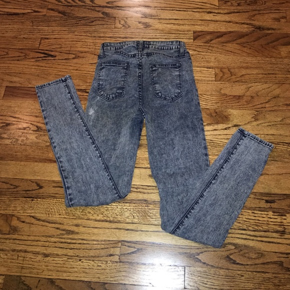 Jeans - Picture 2 of 2