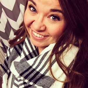 Meet your Posher, Erika