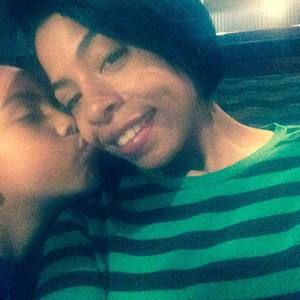 Meet your Posher, Crystal