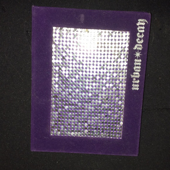 Urban Decay Deluxe Shadowbox- lightly used