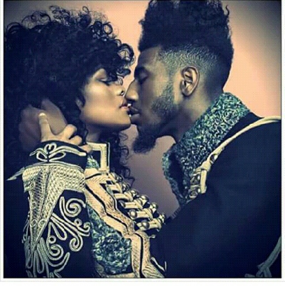 Meet your Posher, Yaya - Picture 2 of 2