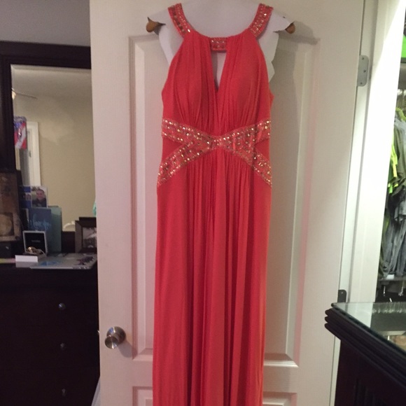 Cache Prom Dress - Picture 2 of 4