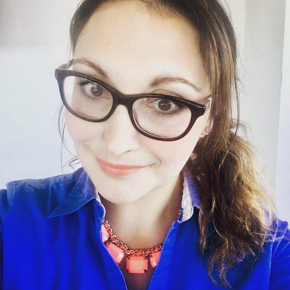 Meet your Posher, Heather - Picture 5 of 6