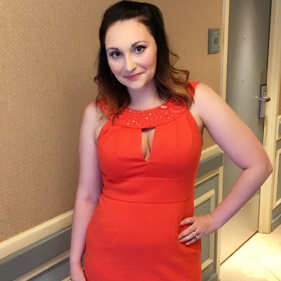 Meet your Posher, Heather - Picture 2 of 6