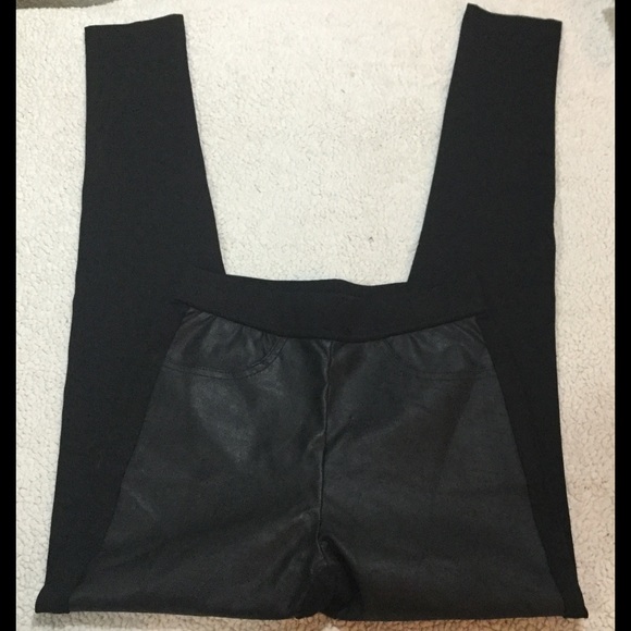 Brandy Melville Pants - Brandy Melville Faux Leather Leggings ❤️