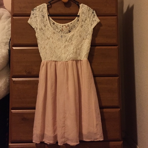 Dress - Picture 2 of 2