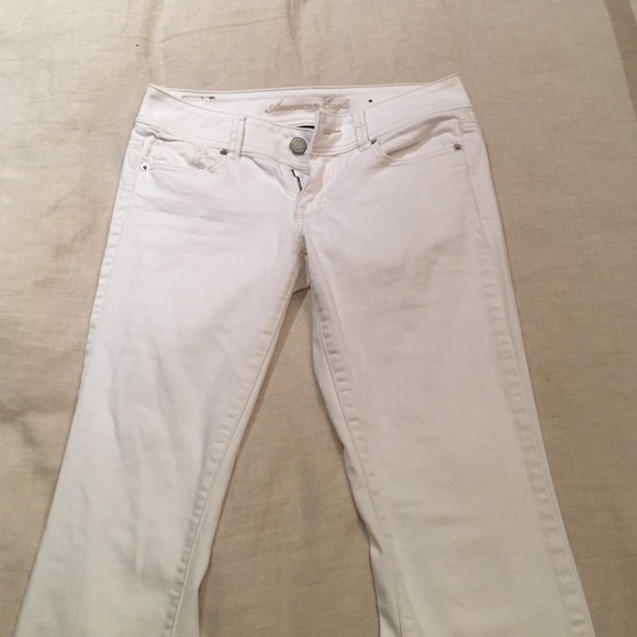 White American eagle jeans (flared bottoms)