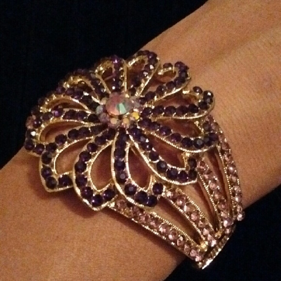 Womens Multicolor Brasstone Bracelet
