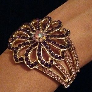 Womens Multicolor Brasstone Bracelet