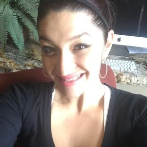 Meet your Posher, Brooke