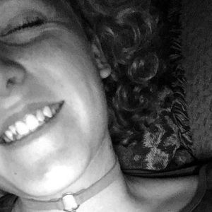 Meet your Posher, Cassandra