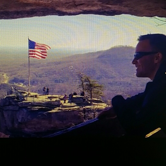 Meet your Posher, Chris - Suggested User. - Picture 5 of 8