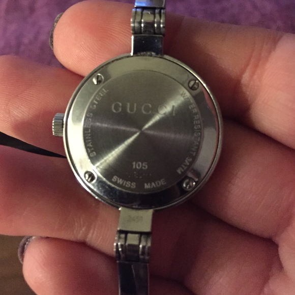 Gucci bangle watch main image 4
