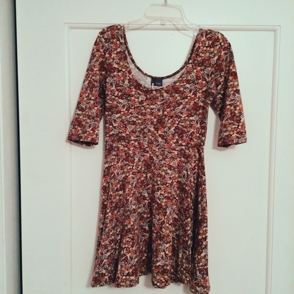 Urban Outfitters Dresses & Skirts - sparkle + fade floral skater dress