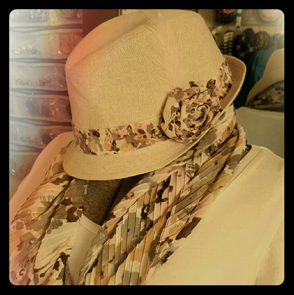 Spring fedora hat