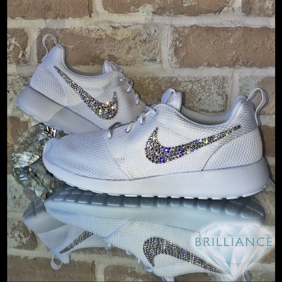 Swarovski Nike Roshe White on White Running Shoes - Picture 2 of 4