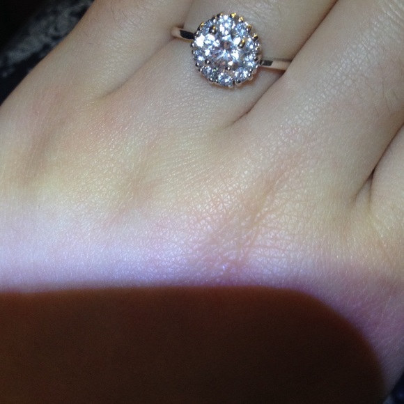 Crystal ring - Picture 2 of 2