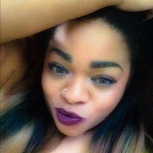 Meet your Posher, Brandy