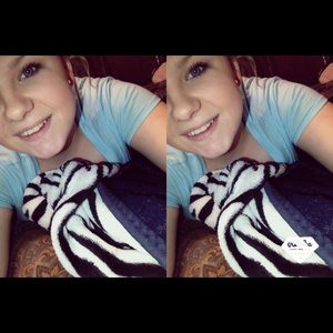 Meet your Posher, Abby