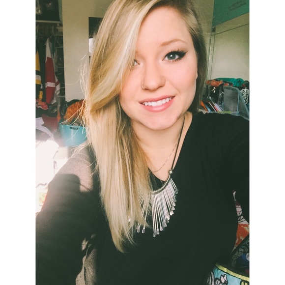 Meet your Posher, Jessica