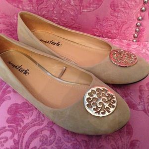Charming Charlie flats