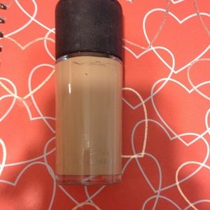 MAC STUDIO FIX FLUID C3.5