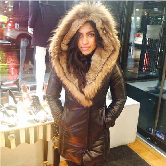 Meet your Posher, Sarah - Picture 3 of 4