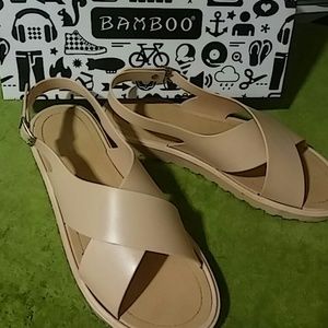 Bamboo Nude Putter Sandal