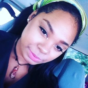 Meet your Posher, Skylar