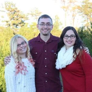 Meet your Posher, Katina