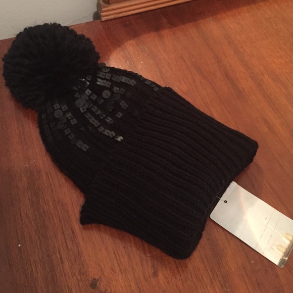 Urban Outfitters Pom Hat / Beanie