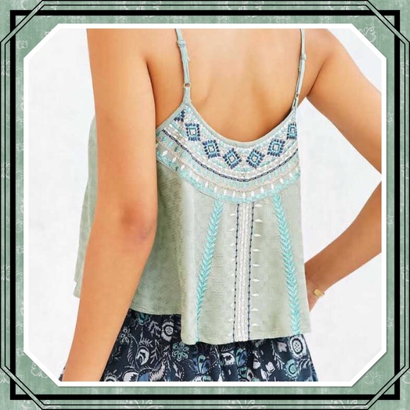 🌺HOST PICK X 3🌺Zodiac Cami from Urban Outfitters - Picture 2 of 4