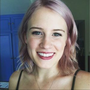 Meet your Posher, Tori