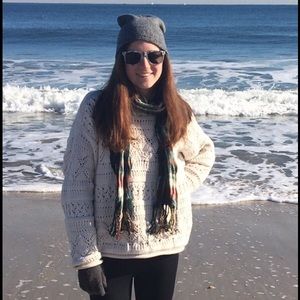 Meet your Posher, Alexandra