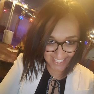 Meet your Posher, Rebeca